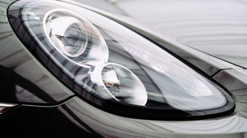 Anhand der Erkenntnisse von Porsche, BMW und Mercedes werden kollaborative Ansätze im Finanzwesen für einen bahnbrechenden Wandel in der Branche erforscht.