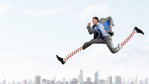 Infographic outlining risks and opportunities of changing private banks, including client loss, loyalty building, credibility issues, and entrepreneurial alternatives.